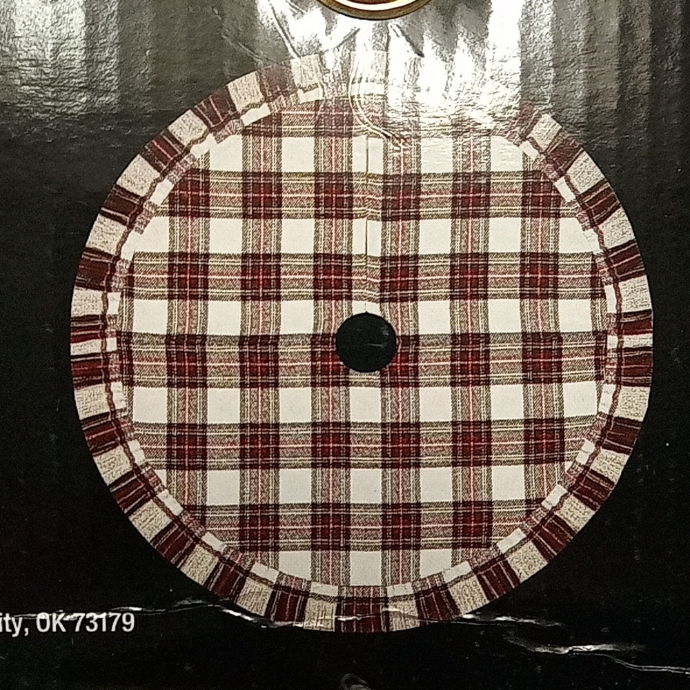 Christmas tree skirt red green blue yellow white plaid 48in